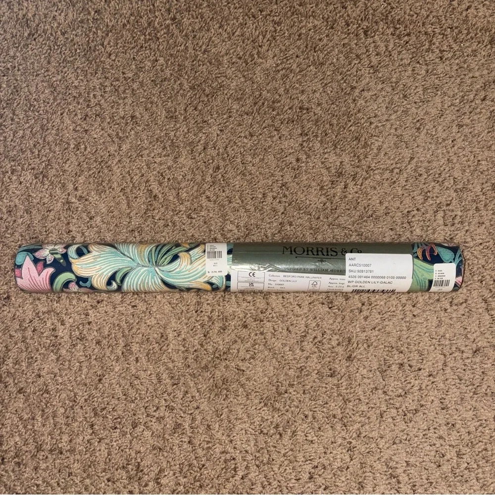 New Anthropologie Morris & Co. Golden Lily Wallpaper Mural Floral Green